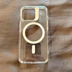 ESR Clear MagSafe-Compatible iPhone 13 Pro Case
